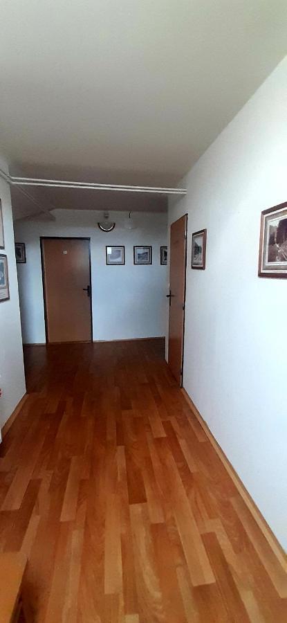 Penzion U Draci Skaly Hotel Svojse Exterior photo